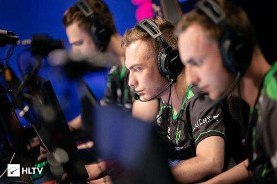 英雄联盟S15瑞士轮首日精彩战报AL TES胜利 BLG意外失利