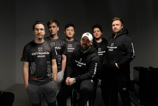 Ex Sanguis融合类XCOM战术与时间线机制 打造精简肉鸽战役新体验